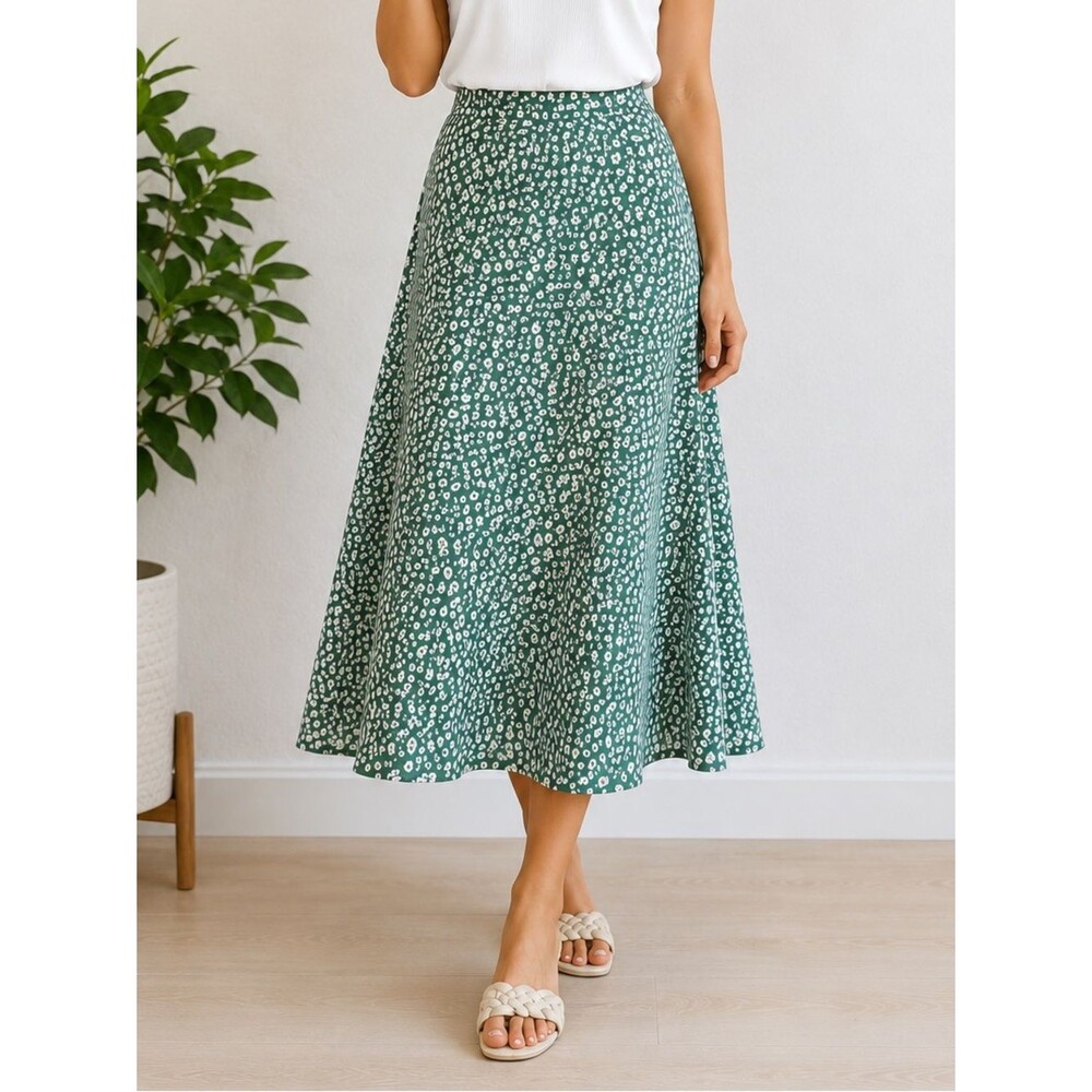 Floral Midi Skirt M Green White A-Line Lined Cottagecore Prairie Boho Modest
